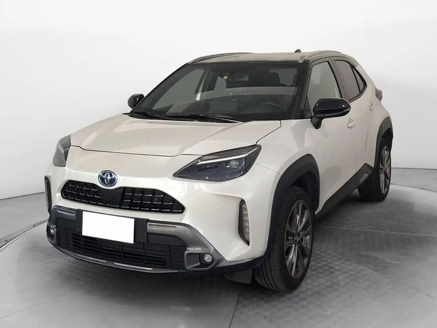Toyota Yaris Cross Cross 1.5h Adventure awd-i 116cv e-cvt Nero - 1