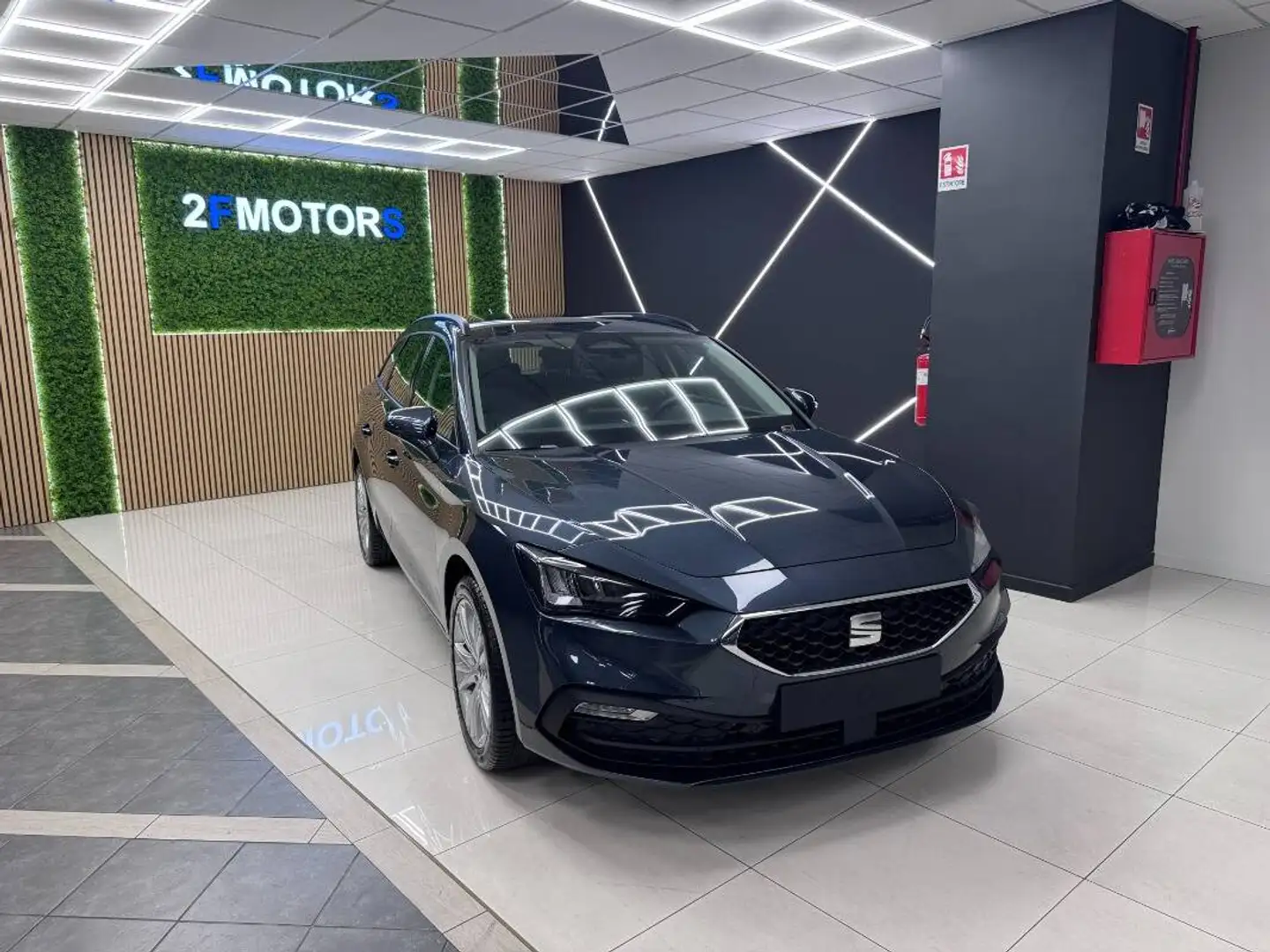 SEAT Leon 2.0 tdi Style 150cv dsg Grau - 1