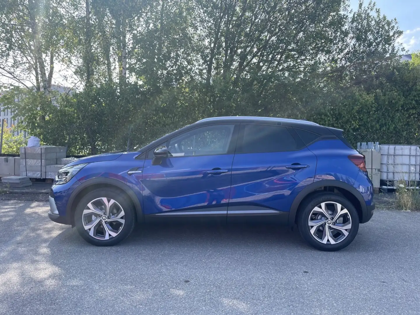Renault Captur II R.S. Line Klima Navi Einparkhilfe Sitzheizung Blau - 2