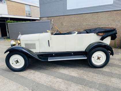 Oldtimer La Licorne V14W4 1926 Cabriolet