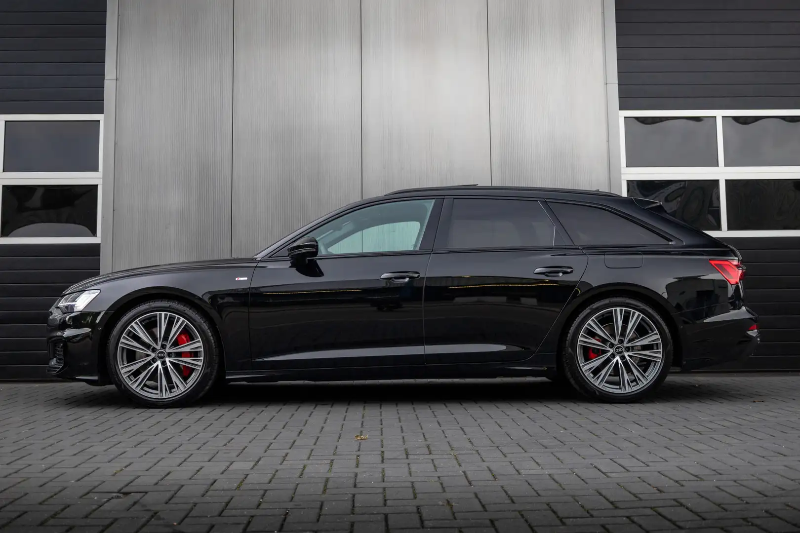 Audi A6 Avant 55 TFSI e 367 pk Quattro Competition S-Line Noir - 2