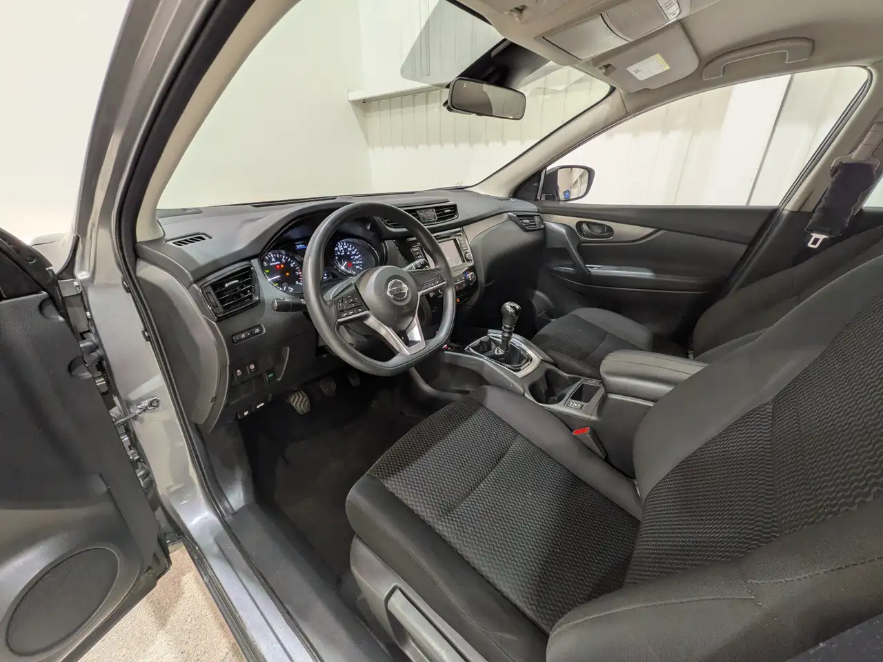 Nissan Qashqai снимка Nissan Qashqai