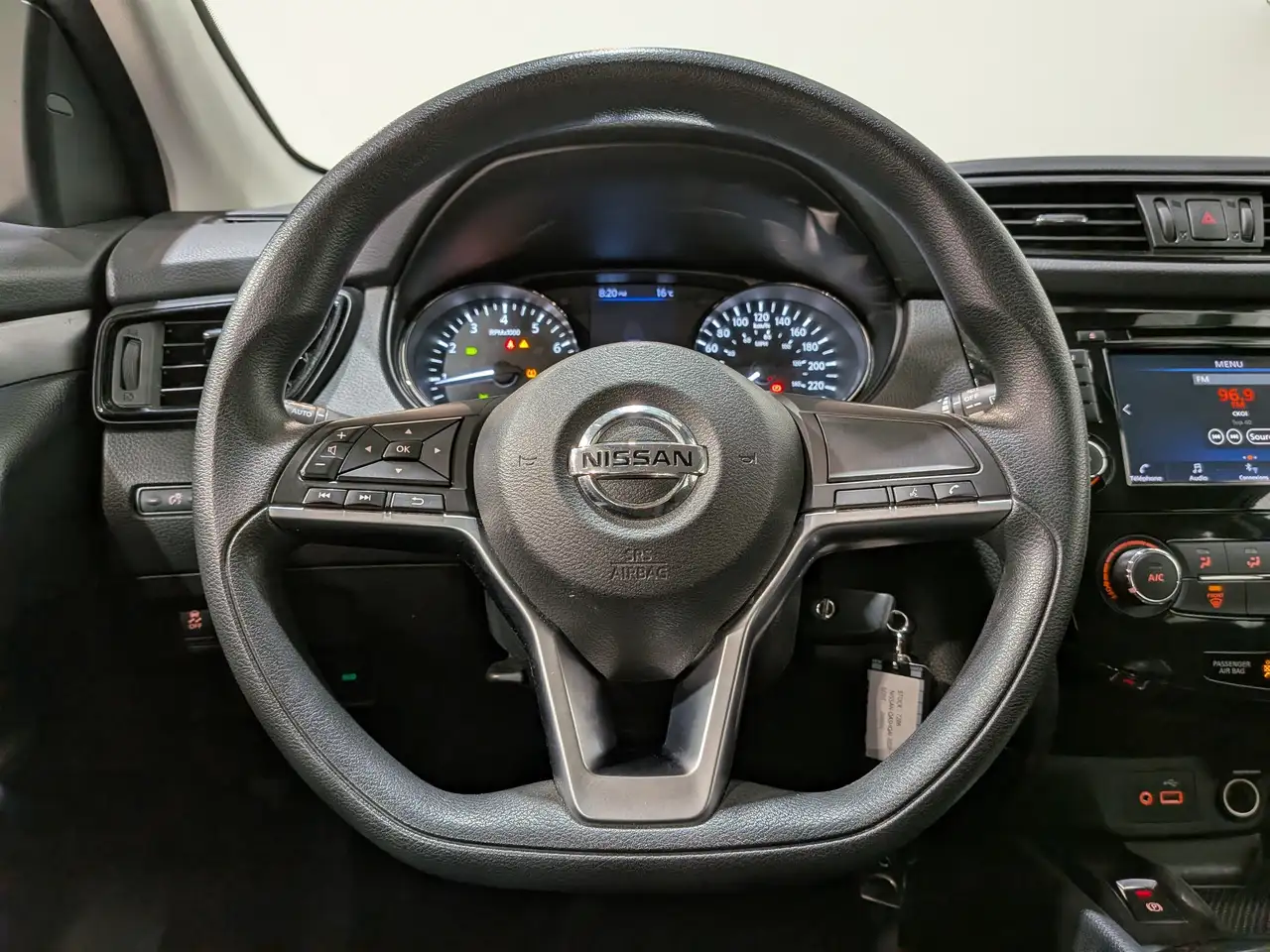 Nissan Qashqai снимка Nissan Qashqai