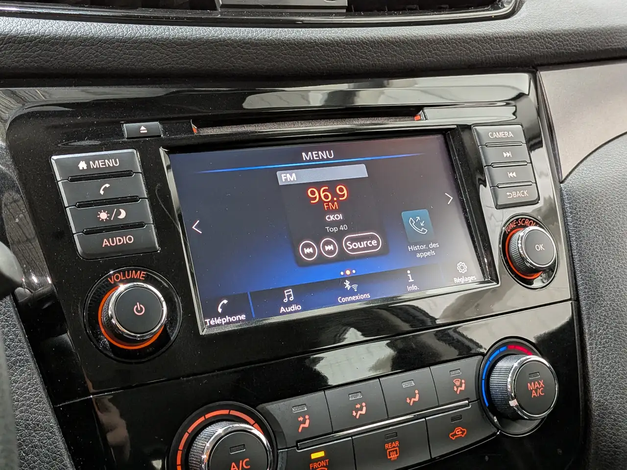 Nissan Qashqai снимка Nissan Qashqai