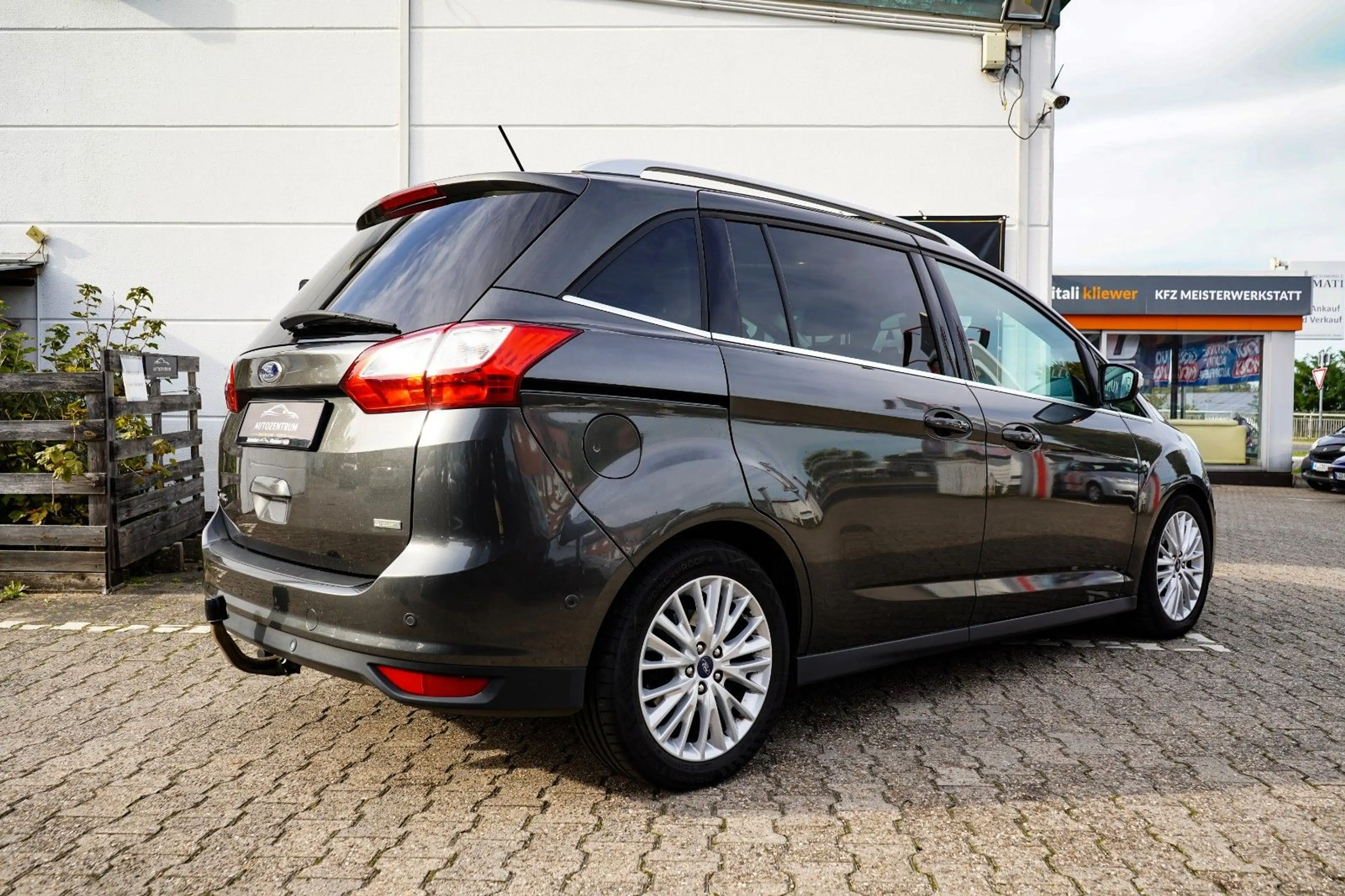 Ford Grand C-Max Titanium*CarPlay*2Hand — photo 4