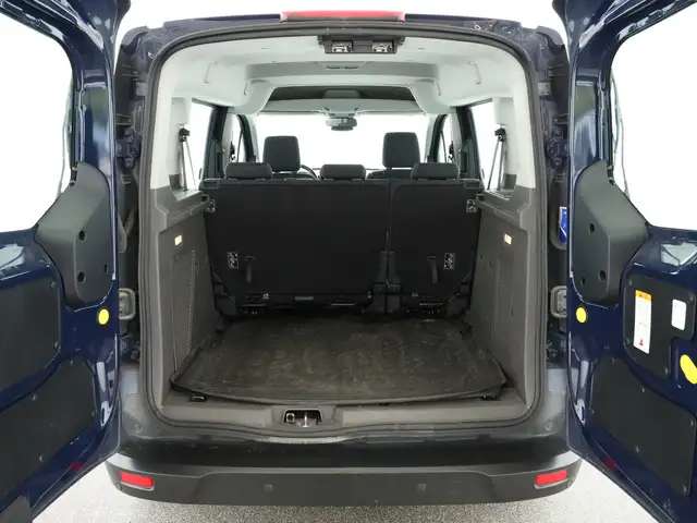 Ford Transit Connect view 8