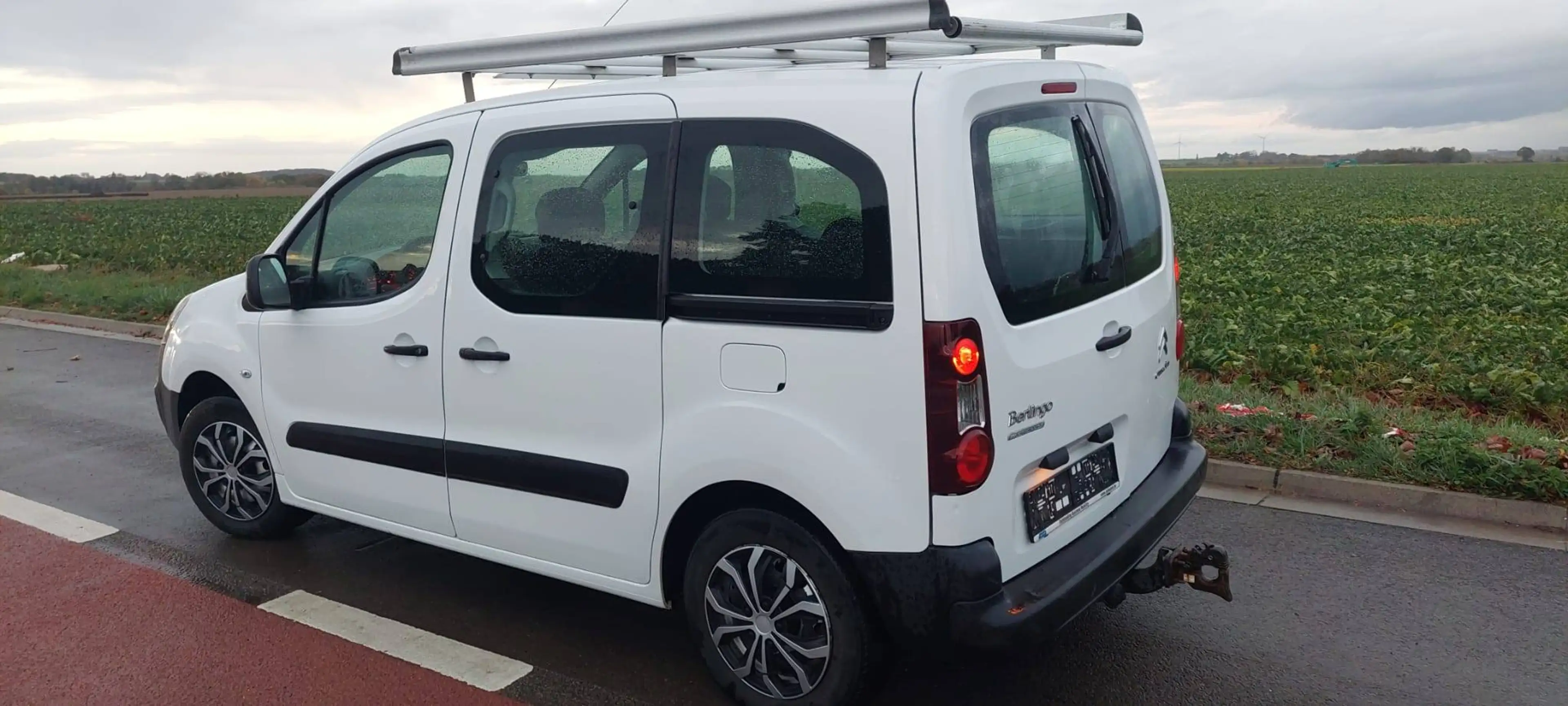 Citroen Berlingo CITROEN Berlingo Break Live 1.6VTi — photo 4