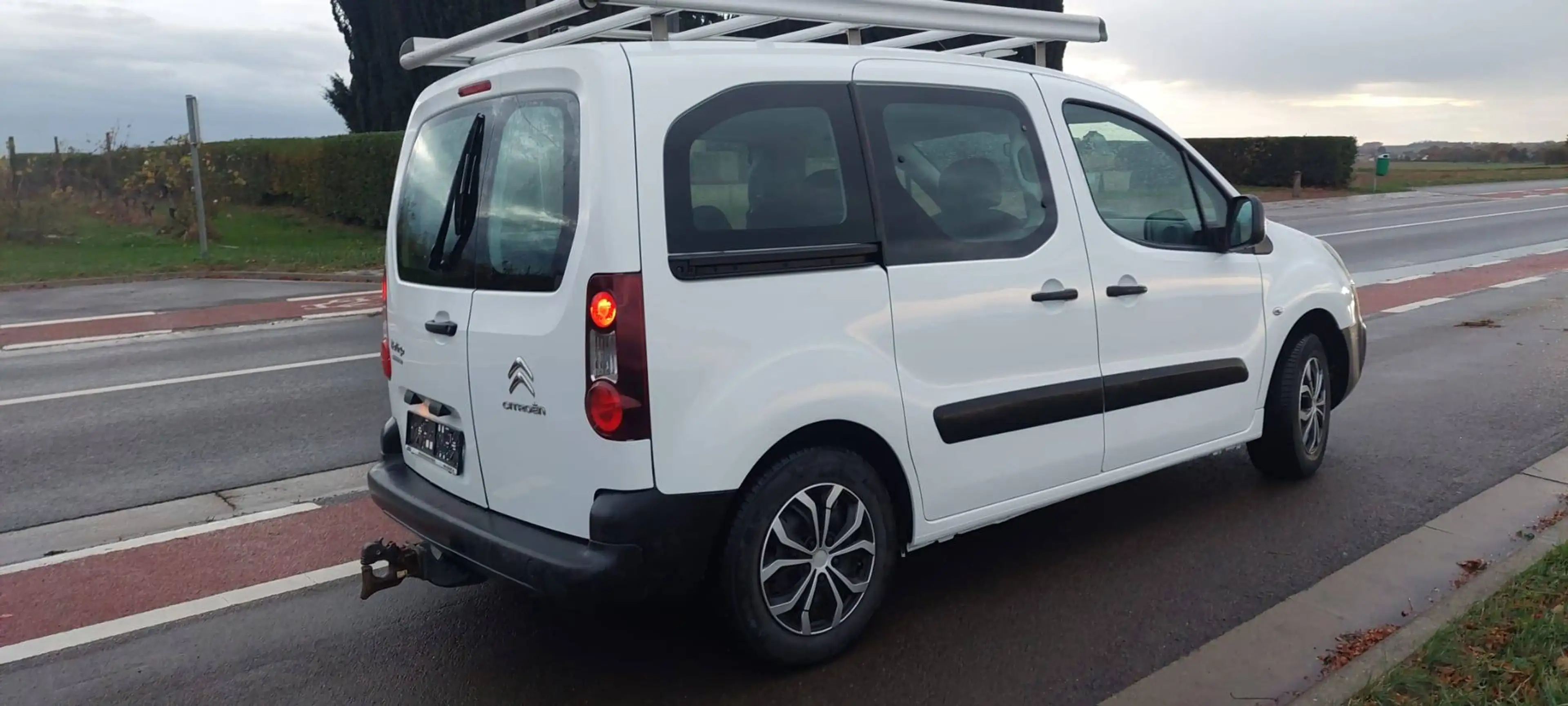 Citroen Berlingo CITROEN Berlingo Break Live 1.6VTi — photo 3