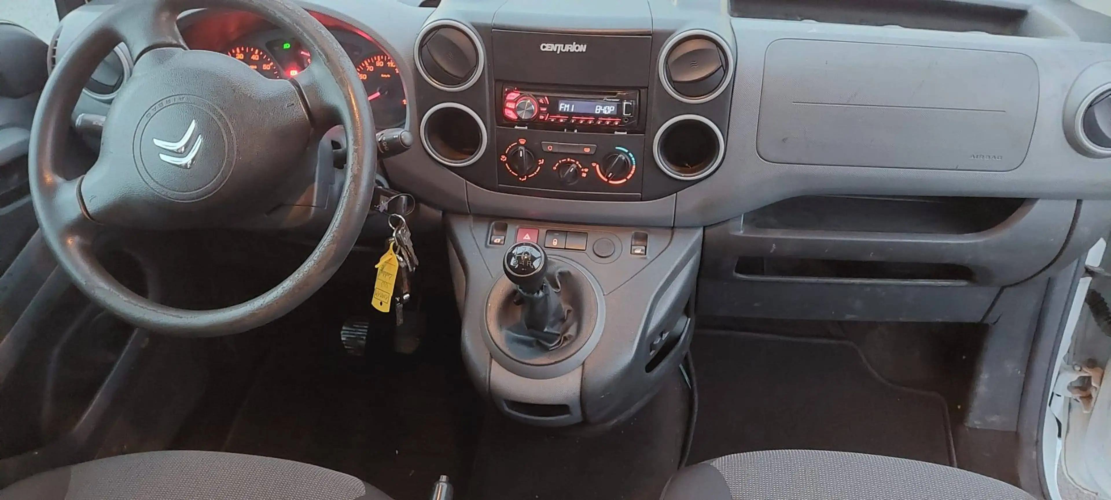 Citroen Berlingo CITROEN Berlingo Break Live 1.6VTi — photo 15
