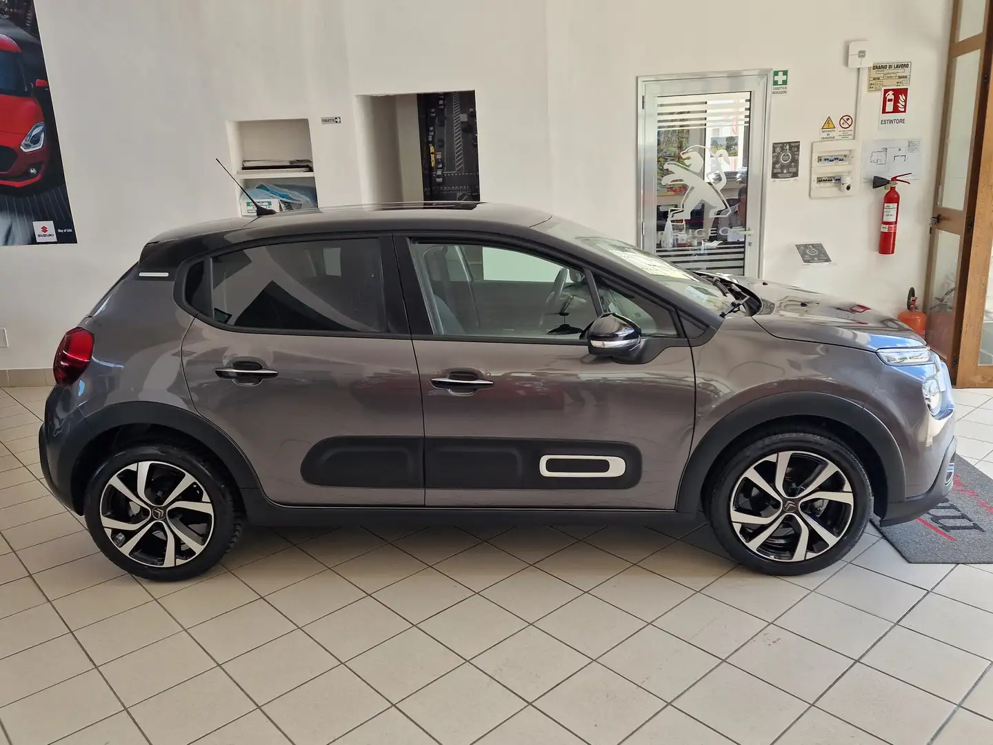 Citroen C3 C3 1.2 puretech Shine Pack s Grigio - 2