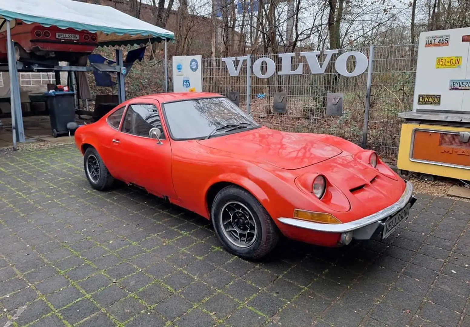 Oldtimer Opel GT 1900 zum Restaurieren Deutche Papiere Rot - 2