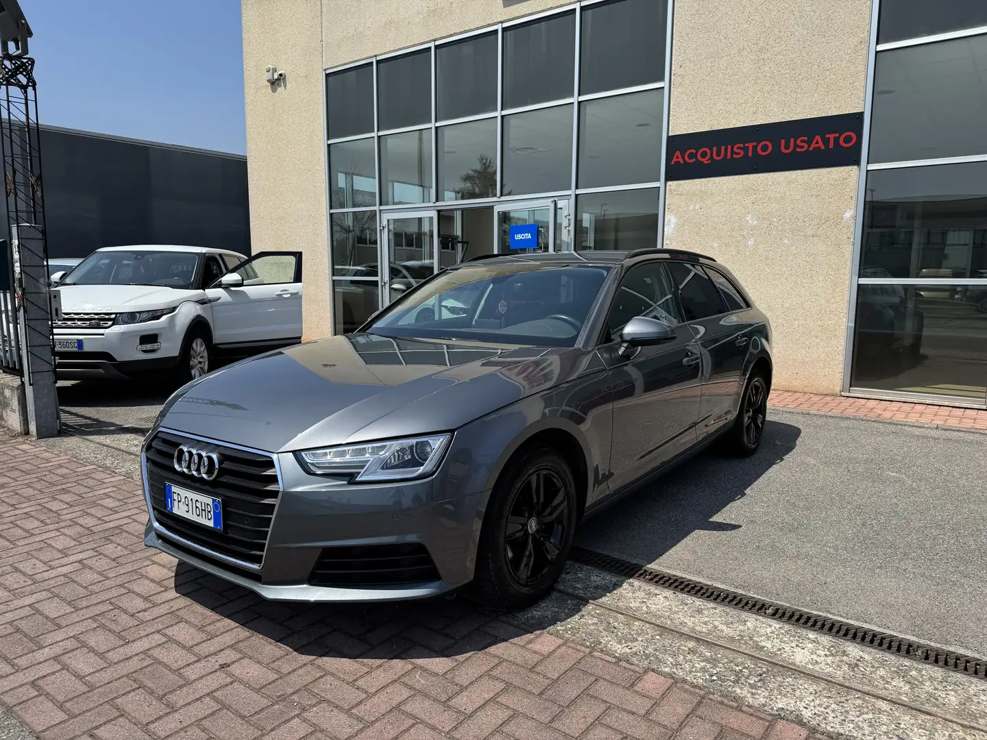 Audi A4 Avant 2.0 tdi  150cv. Euro 6B Grigio - 2