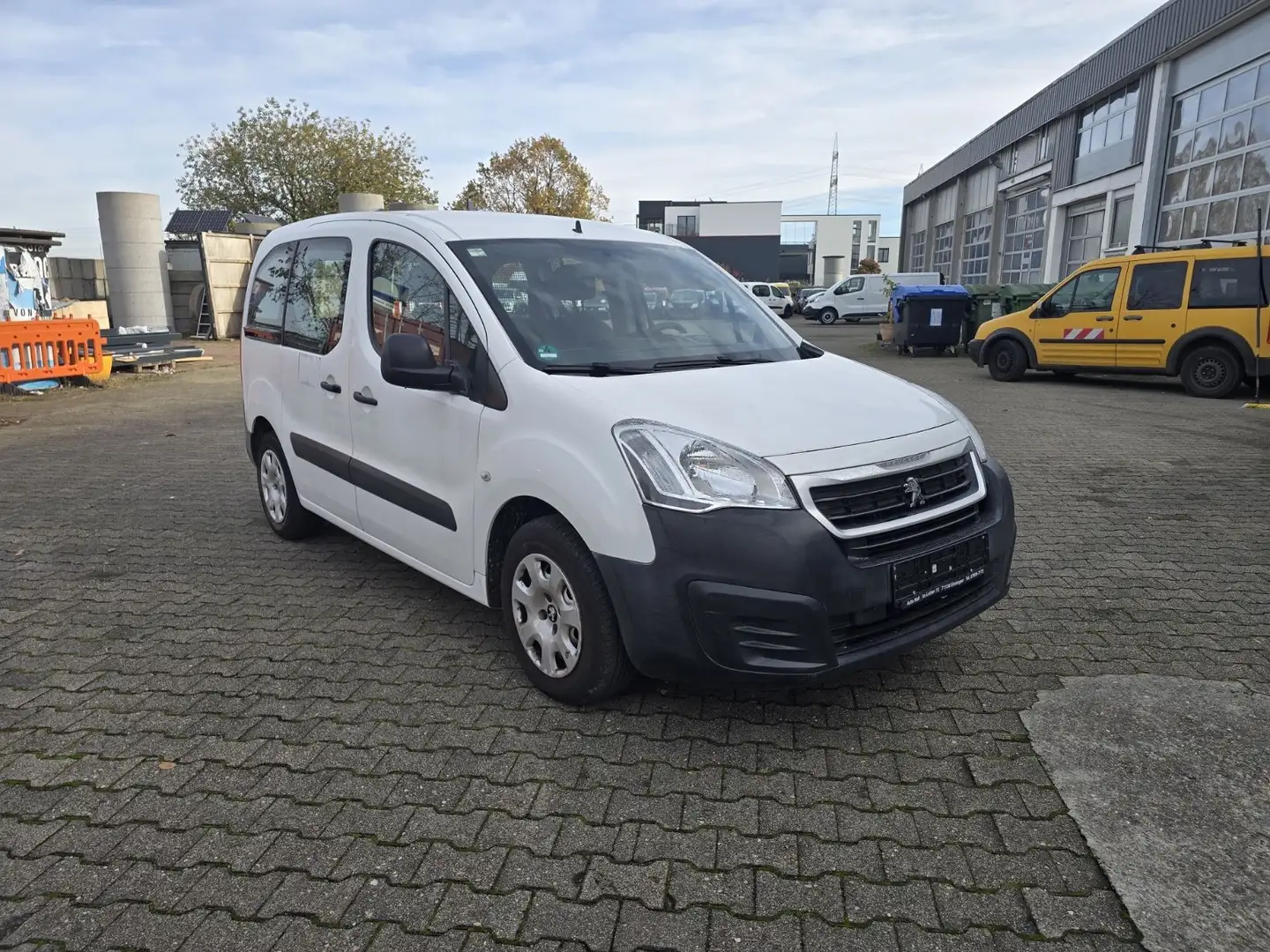 Peugeot Partner Tepee Active Blanc - 1
