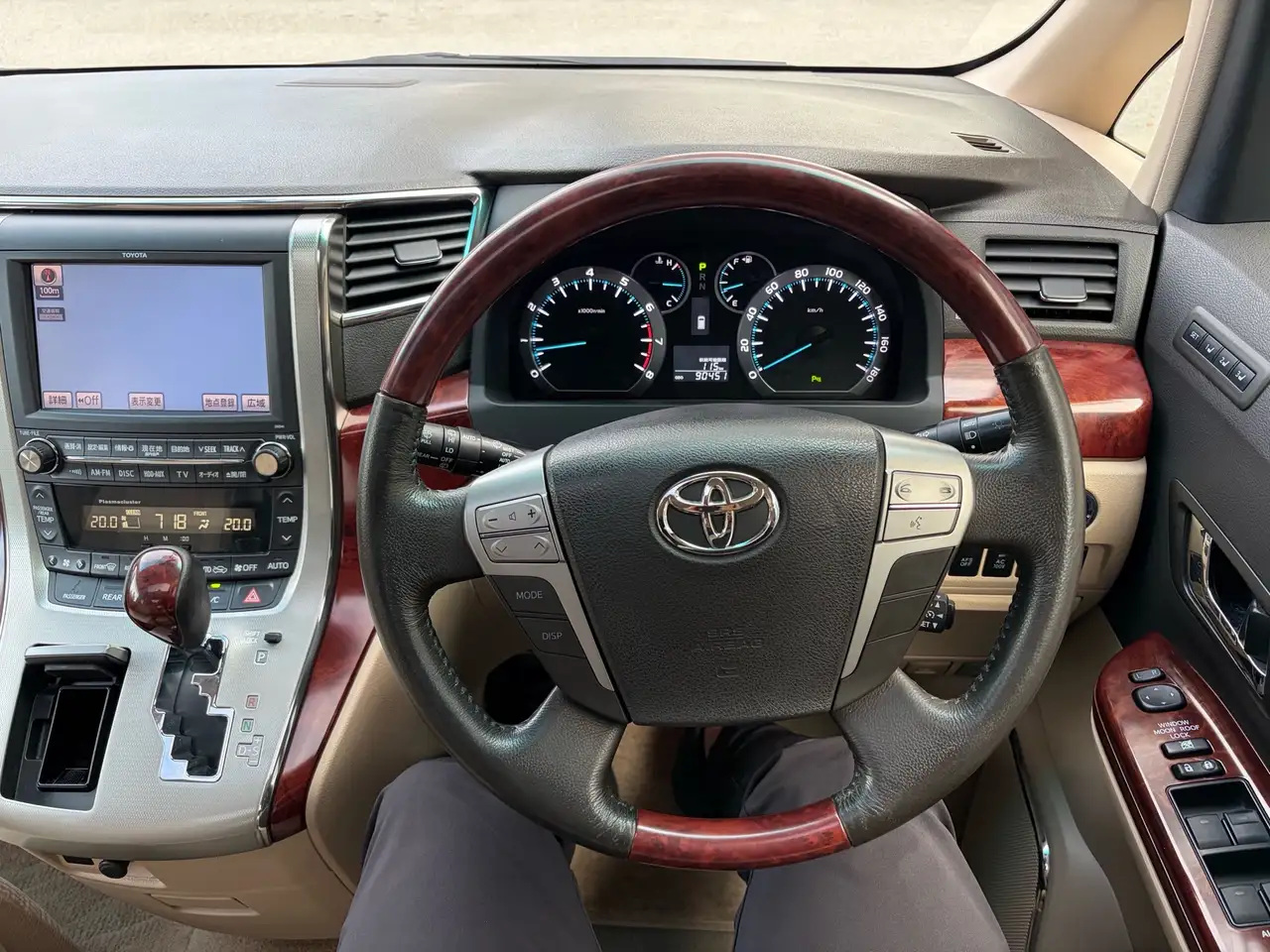 Toyota Sienna снимка Toyota Sienna