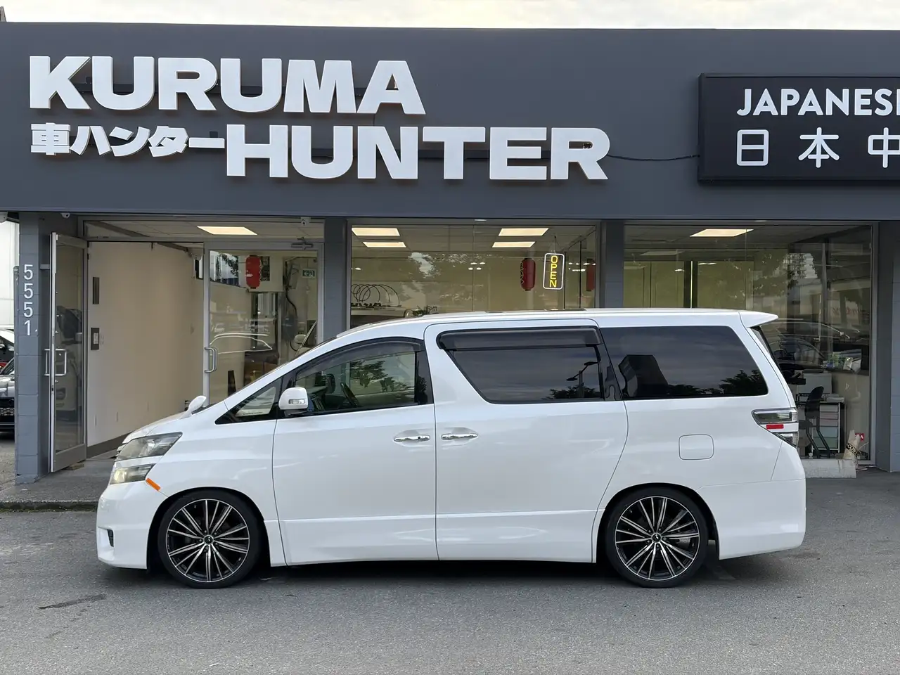 Toyota Sienna снимка Toyota Sienna