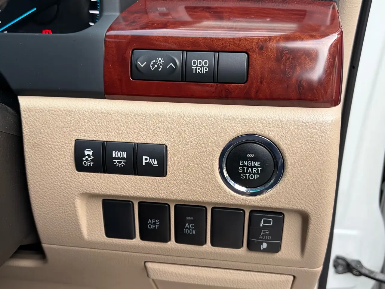 Toyota Sienna снимка Toyota Sienna