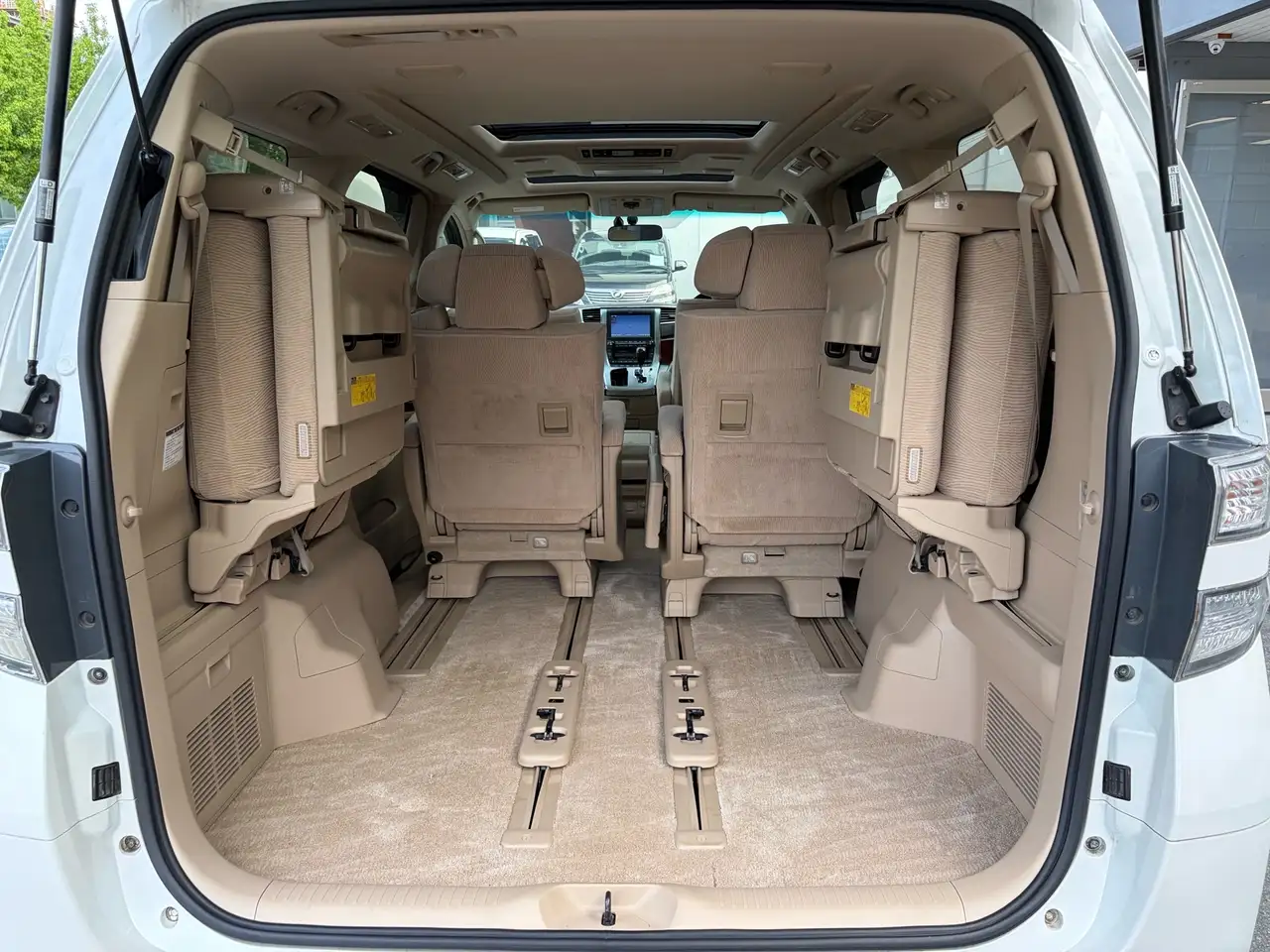 Toyota Sienna снимка Toyota Sienna