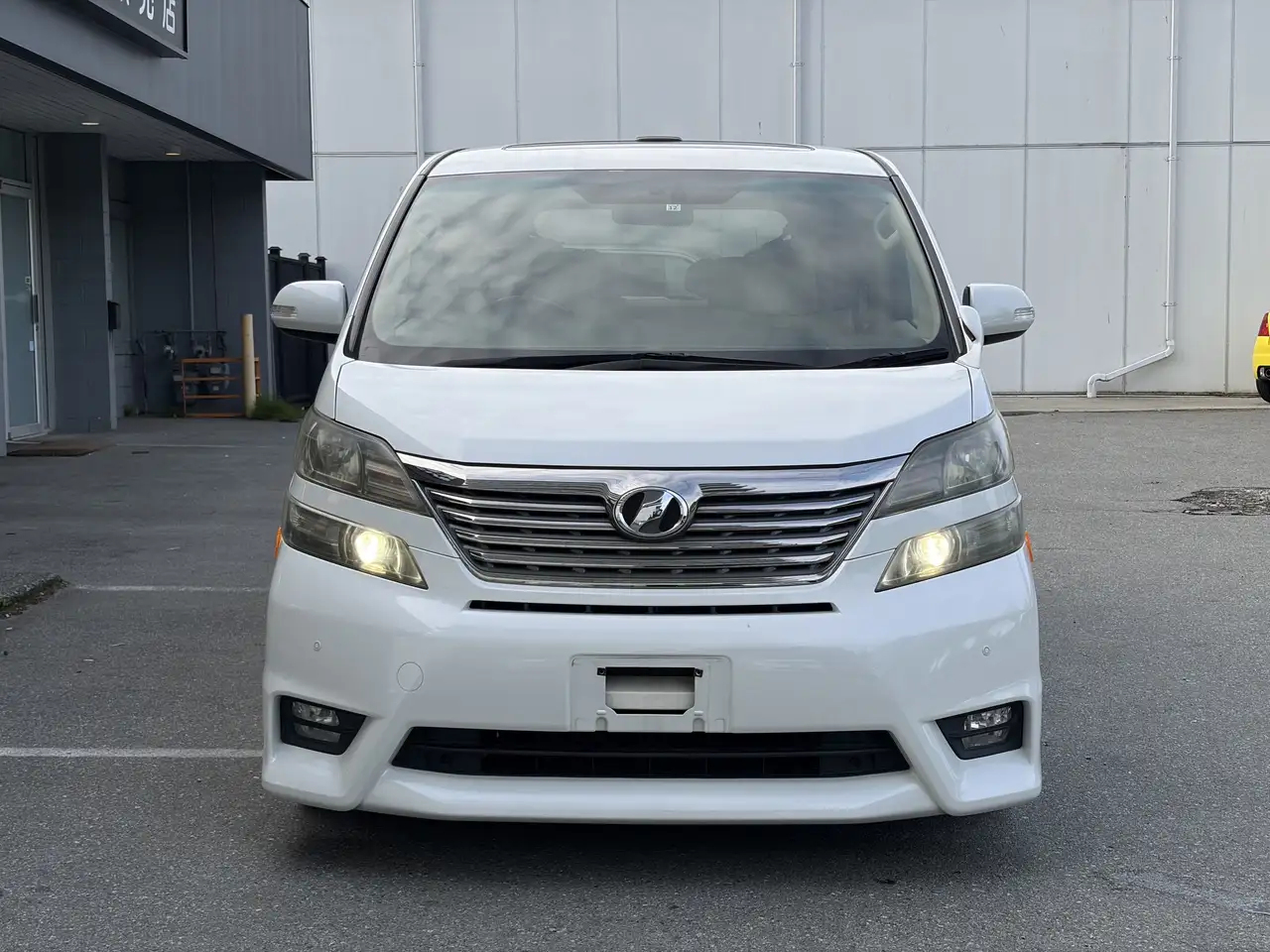 Toyota Sienna снимка Toyota Sienna