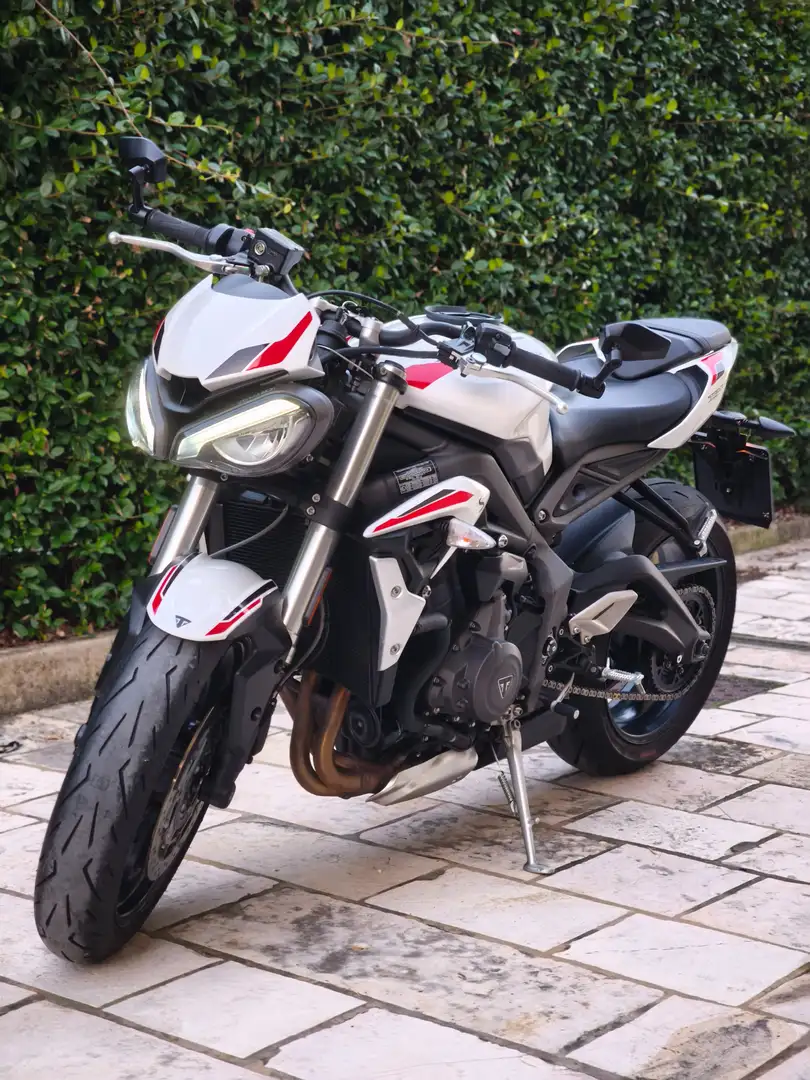 Triumph Street Triple S 660 35kw (A2) Blanc - 2