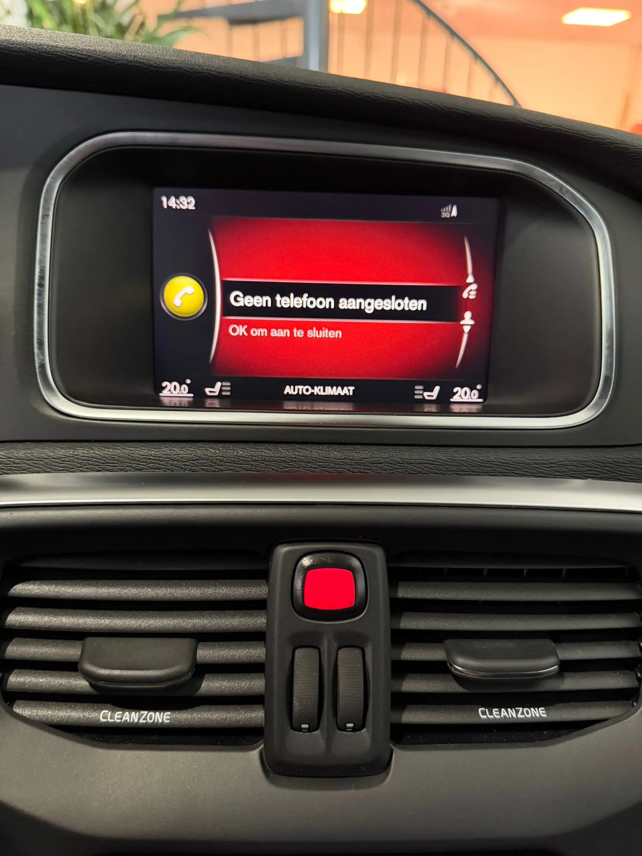 Volvo V40 1.5 T2 Polar+ — photo 15