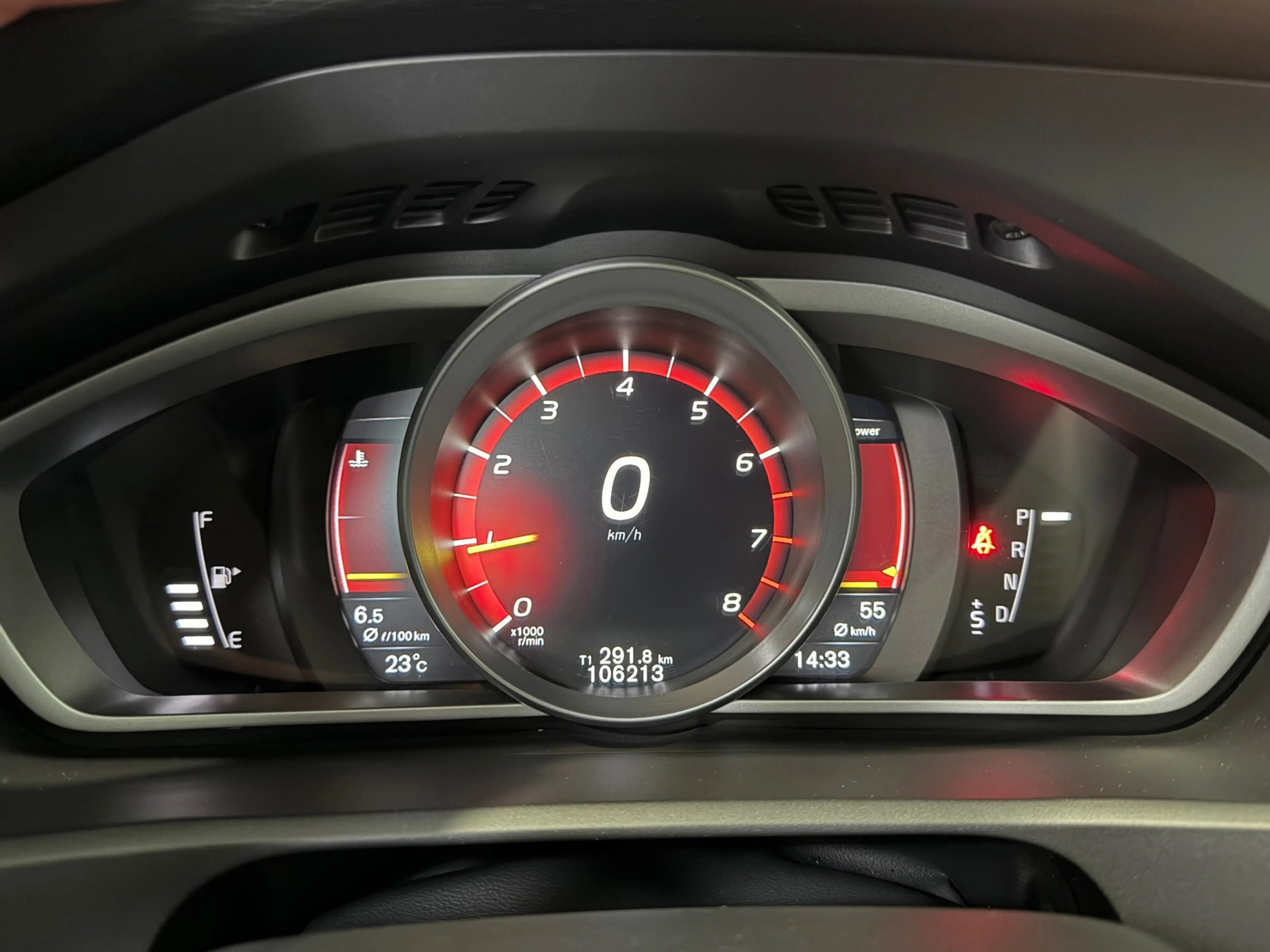 Volvo V40 1.5 T2 Polar+ — photo 11