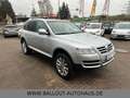 Volkswagen Touareg 3.2 V6*KLIMA*GSD*TEMPO*LEDER*TÜV 01/2026 Silber - thumbnail 4