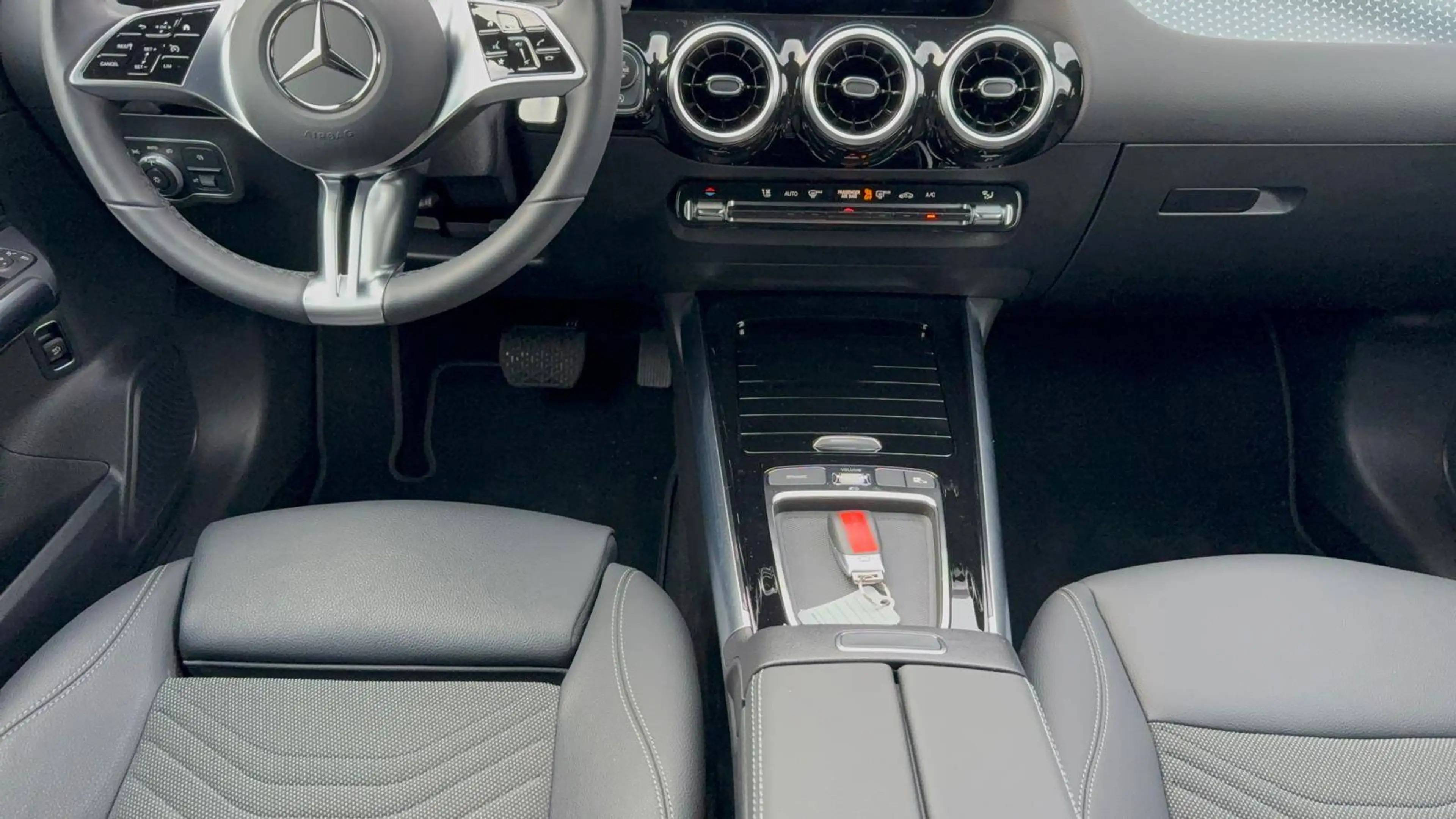 Mercedes-Benz B 220 B 220 d (247.014) Automatik/Navi/Kamera/Garantie/Finanzierung/1 Hand/ — photo 12