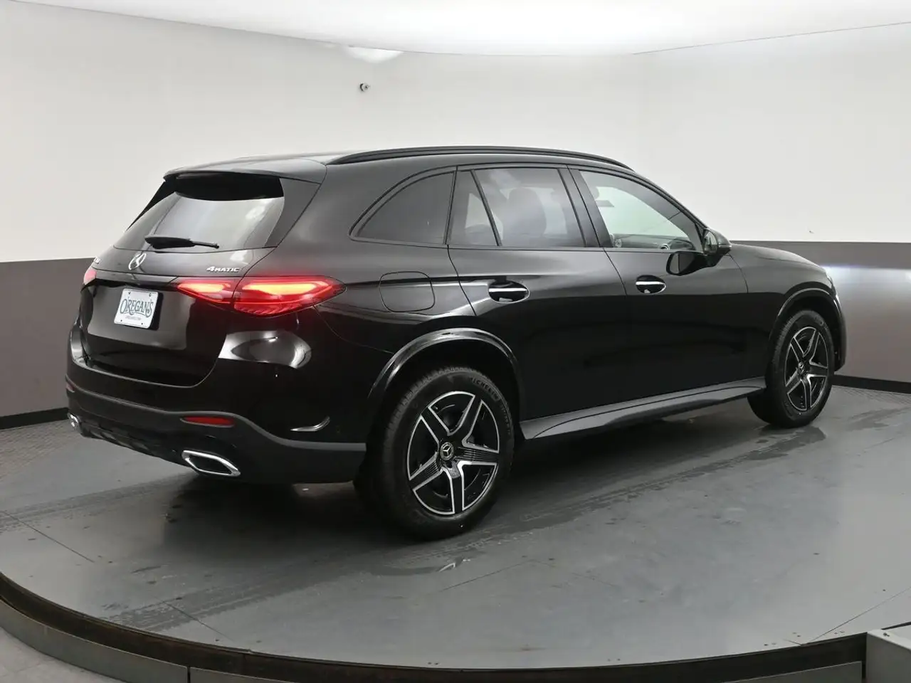 Mercedes-Benz GLC снимка Mercedes-Benz GLC