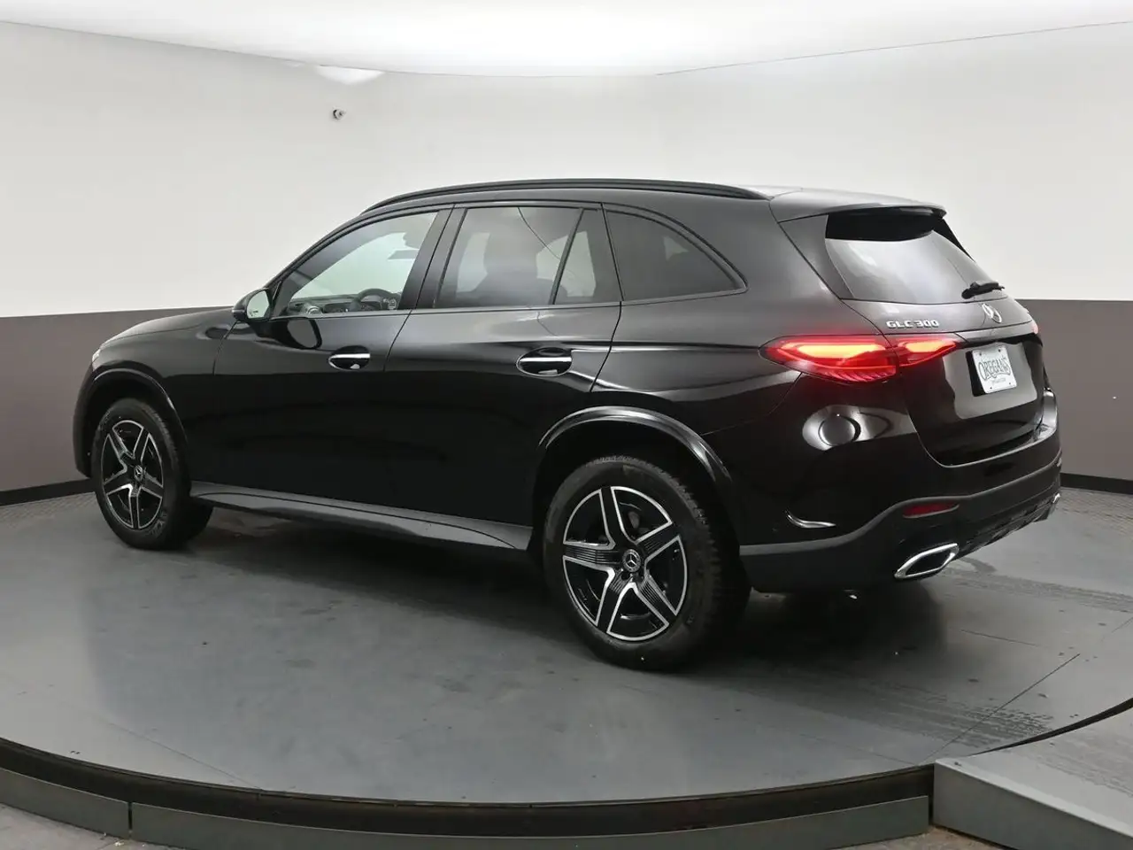 Mercedes-Benz GLC снимка Mercedes-Benz GLC