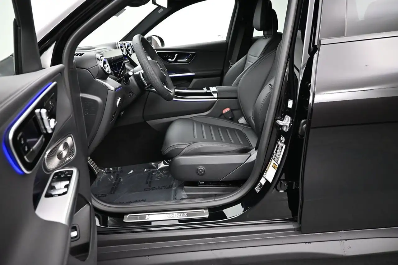 Mercedes-Benz GLC снимка Mercedes-Benz GLC