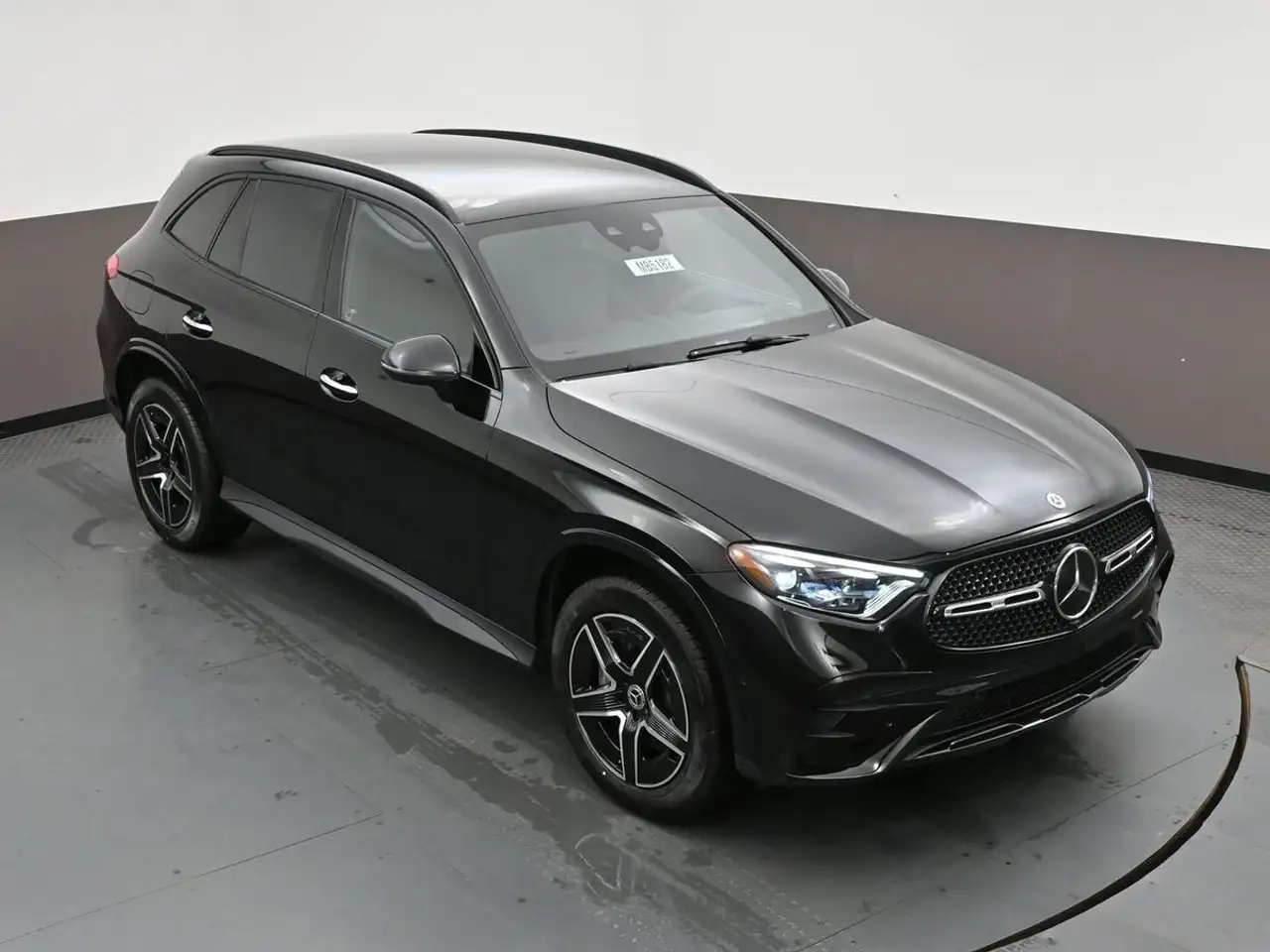 Mercedes-Benz GLC снимка Mercedes-Benz GLC