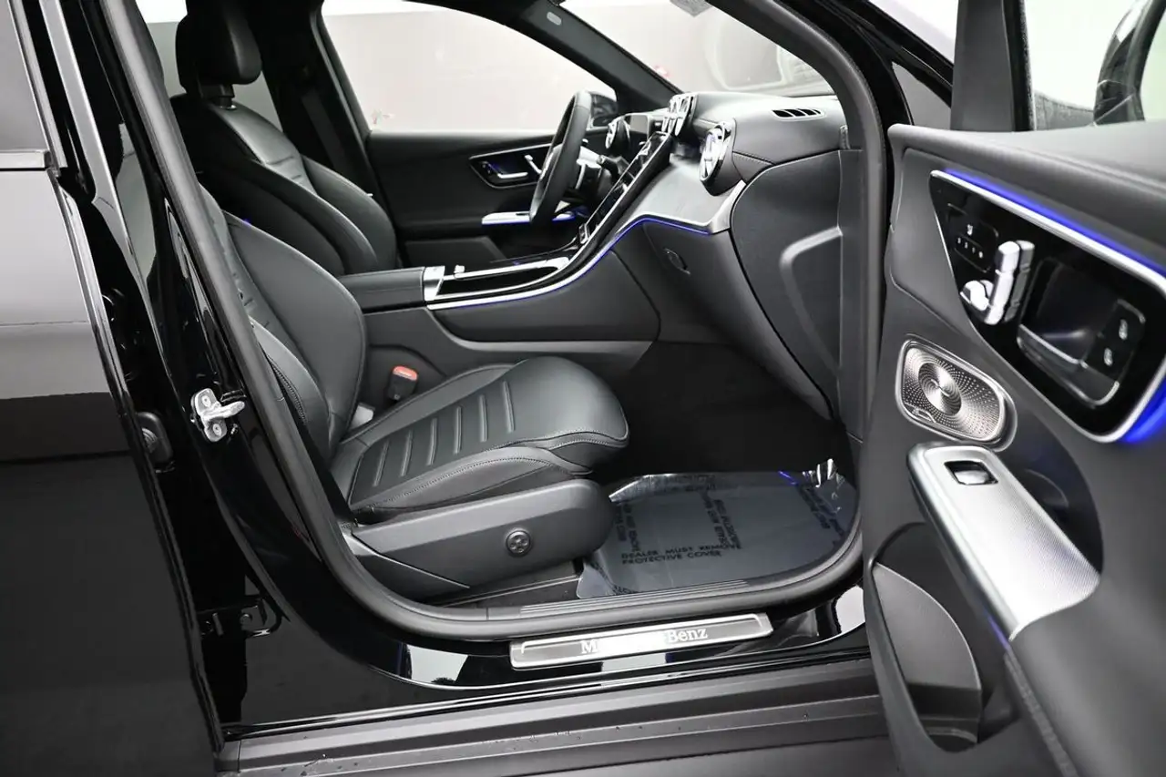 Mercedes-Benz GLC снимка Mercedes-Benz GLC