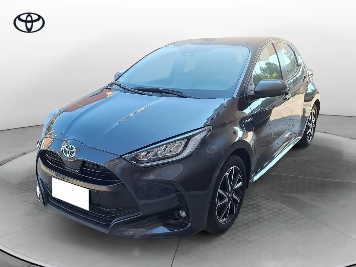 Toyota Yaris Yaris 1.5 Hybrid 5 porte Trend Szary - 1