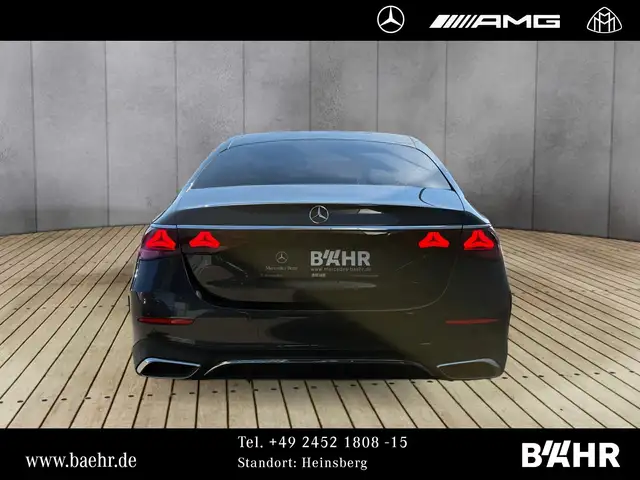 Mercedes-Benz E-Class view 8