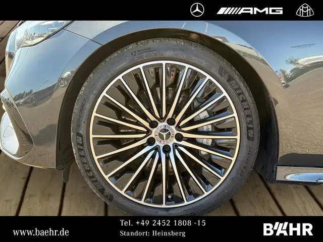Mercedes-Benz E-Class view 6