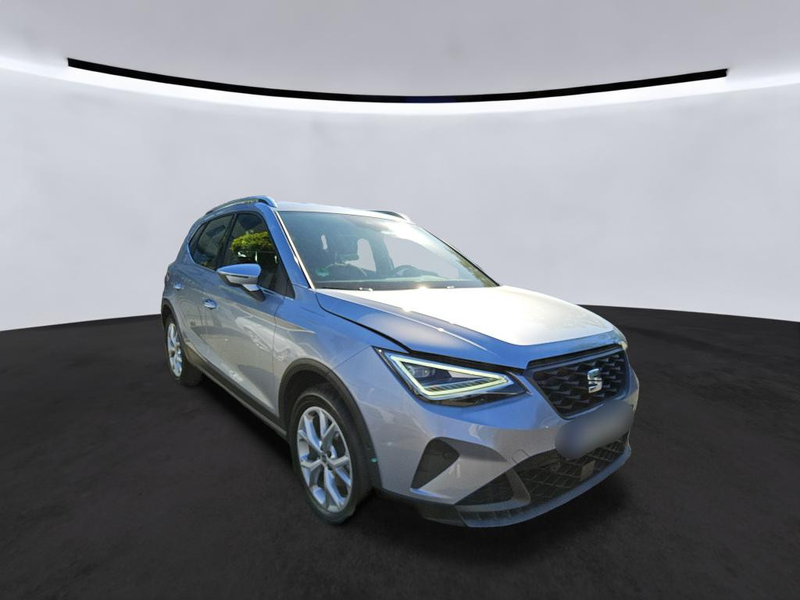 SEAT Arona 1.0 TSI FR PDC KAMERA NAVI FACEL. LED — photo 2