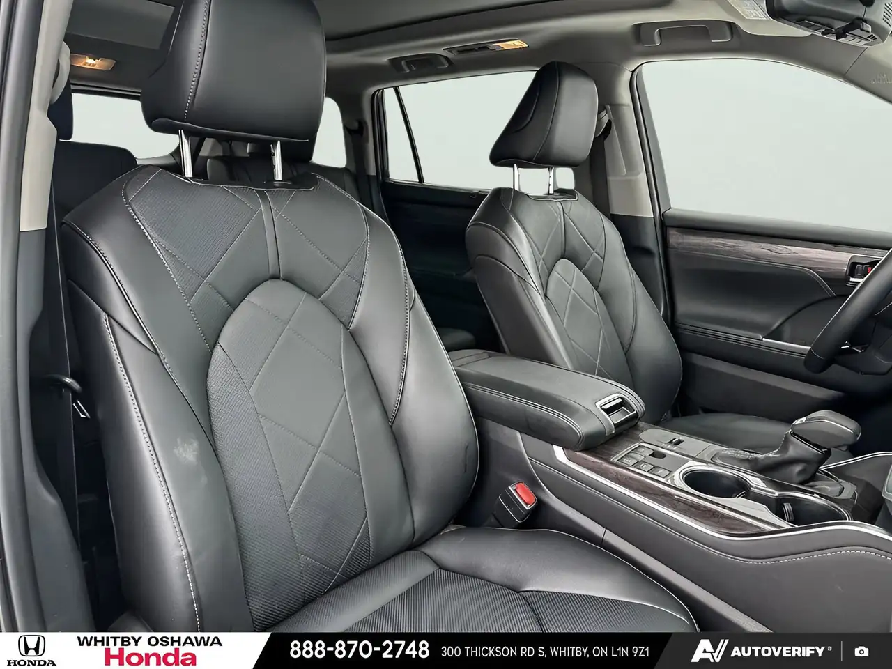 Toyota Highlander снимка Toyota Highlander