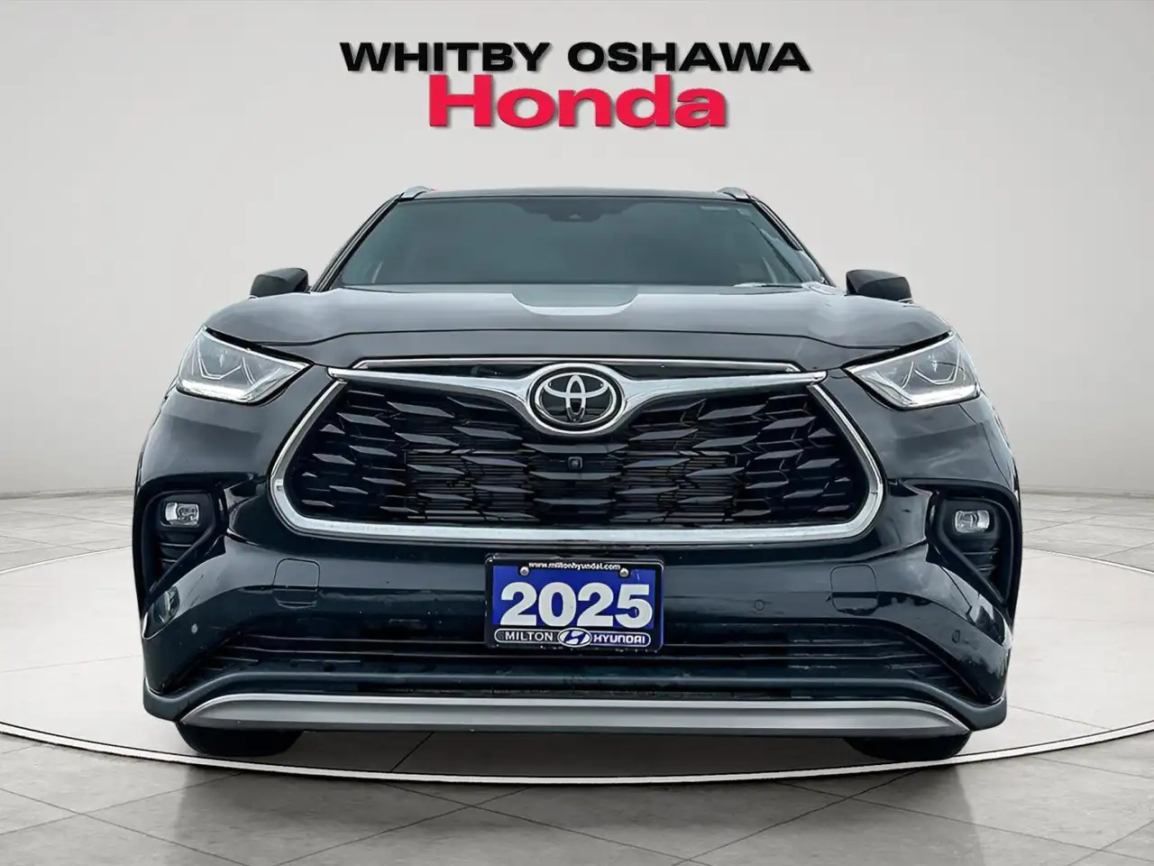 Toyota Highlander снимка Toyota Highlander