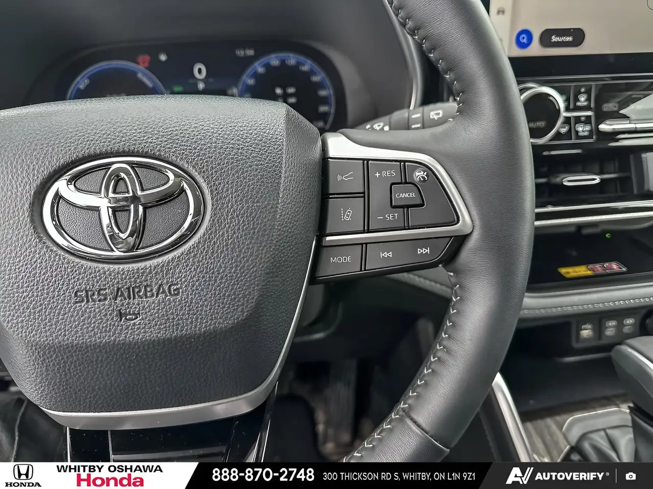 Toyota Highlander снимка Toyota Highlander