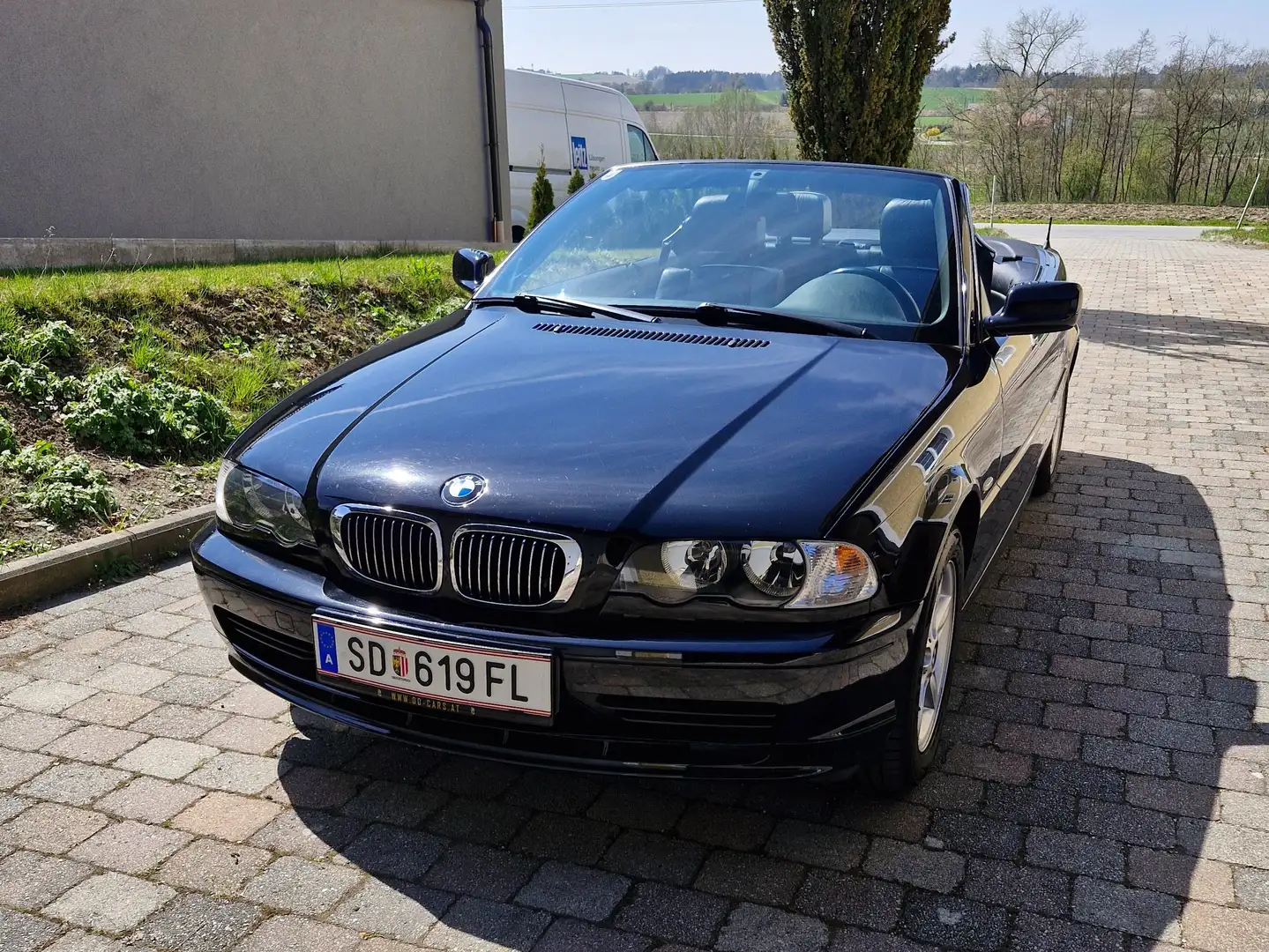 BMW 318 318Ci Cabrio Österreich-Paket Schwarz - 1