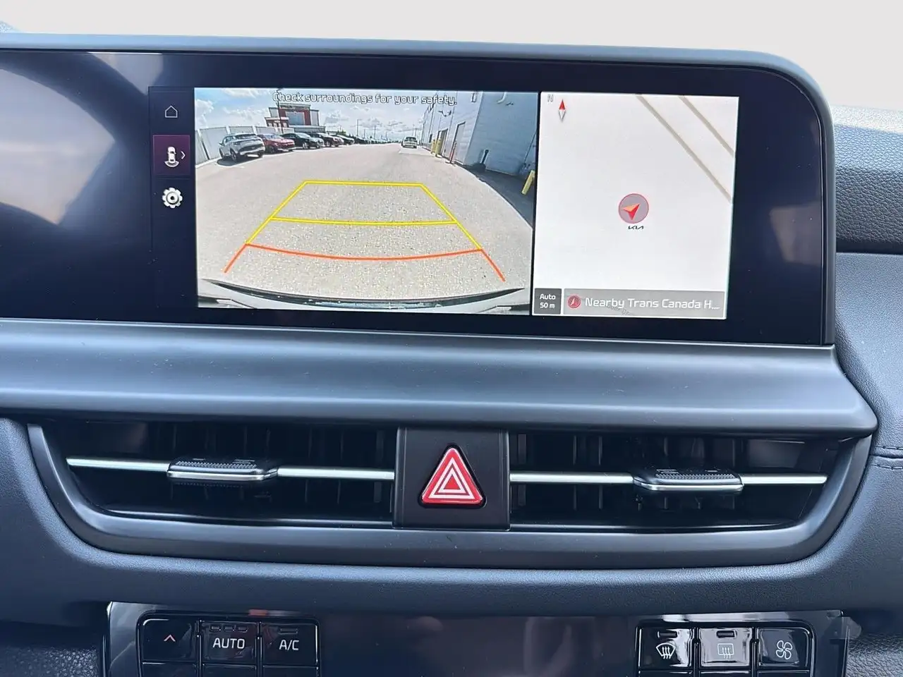 Kia Seltos снимка Kia Seltos