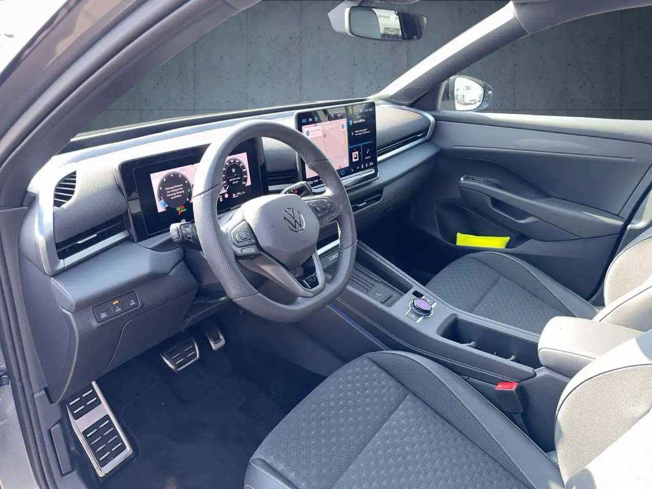 Volkswagen T-Roc R-Line 1.5 eTSI AHK/Matrix/Nav/360/DCC/HuD 9