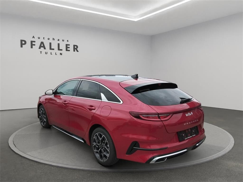Kia ProCeed / pro_cee'd pro ceed 1,5 TGDI 48V GPF GT-Line DCT — photo 3