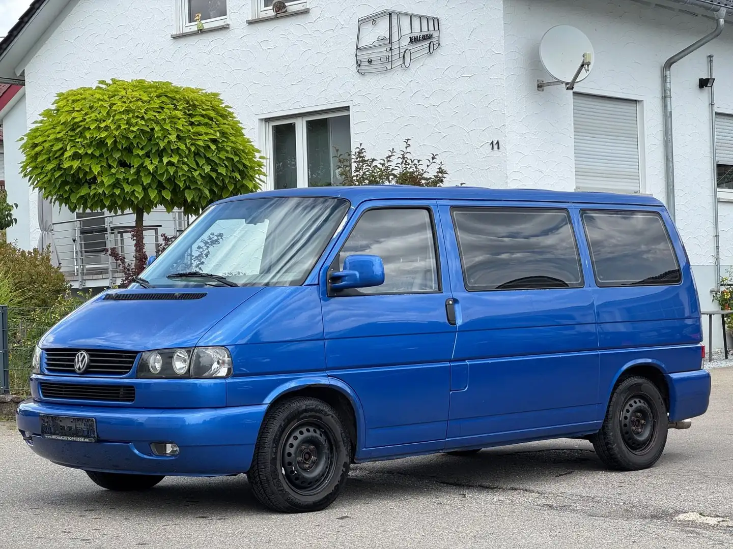Volkswagen T4 Caravelle 2.5 TDI 7 Sitzer Синій - 1