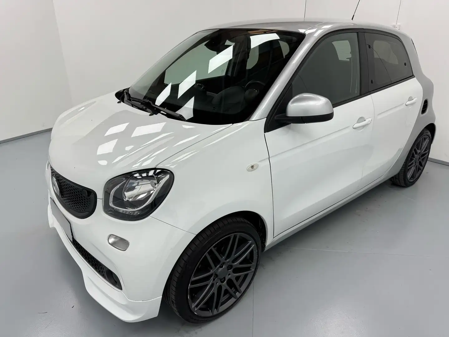 smart forFour BRABUS STYLE 0.9 TWINAMIC 90CV PRONTA CONSEGNA! Bianco - 1