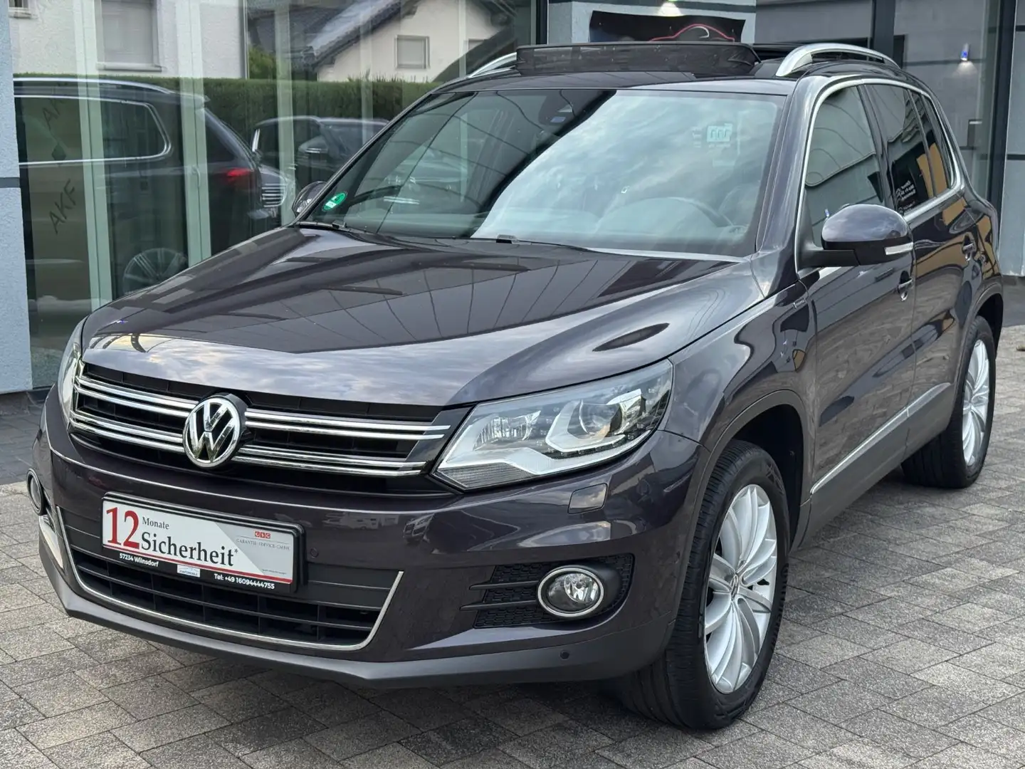 Volkswagen Tiguan 2.0 TDI Lounge Sport & Style 4Motion*Pano Gris - 1
