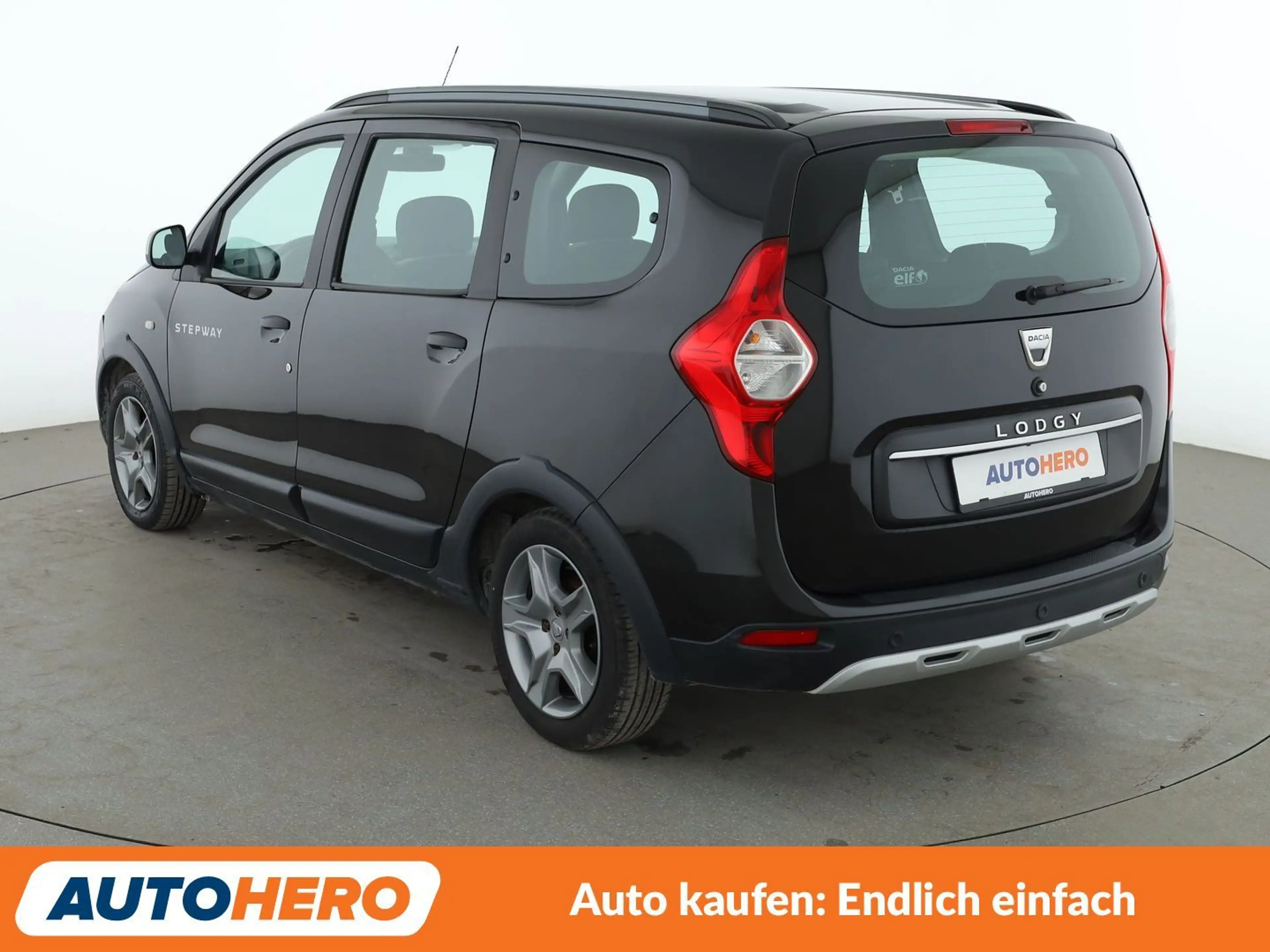 Dacia Lodgy 1.6 SCe Stepway*7-SITZER*NAVI*CAM*PDC*SHZ* — photo 4