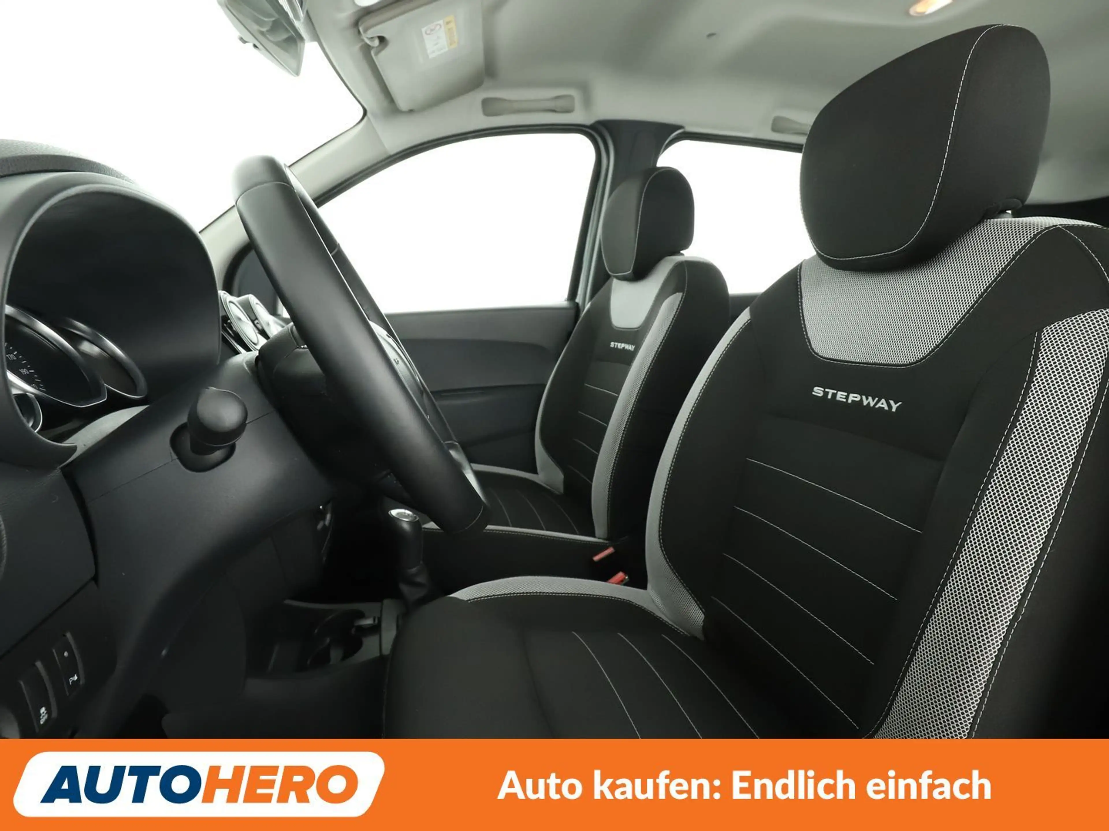 Dacia Lodgy 1.6 SCe Stepway*7-SITZER*NAVI*CAM*PDC*SHZ* — photo 11