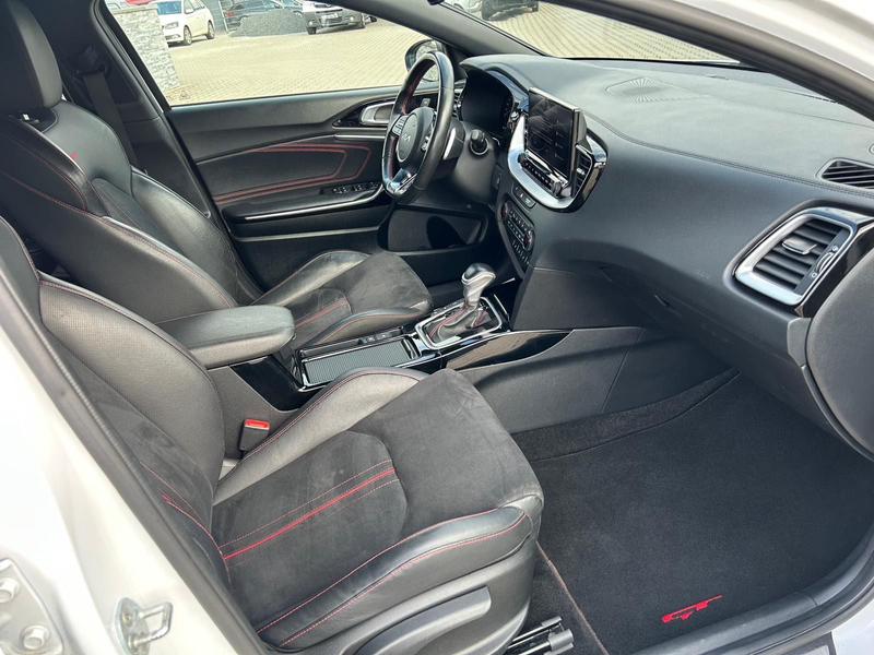 Kia ProCeed / pro_cee'd ProCeed GT°1. Hand°LED°Kamera°Leder°Memory° — photo 12
