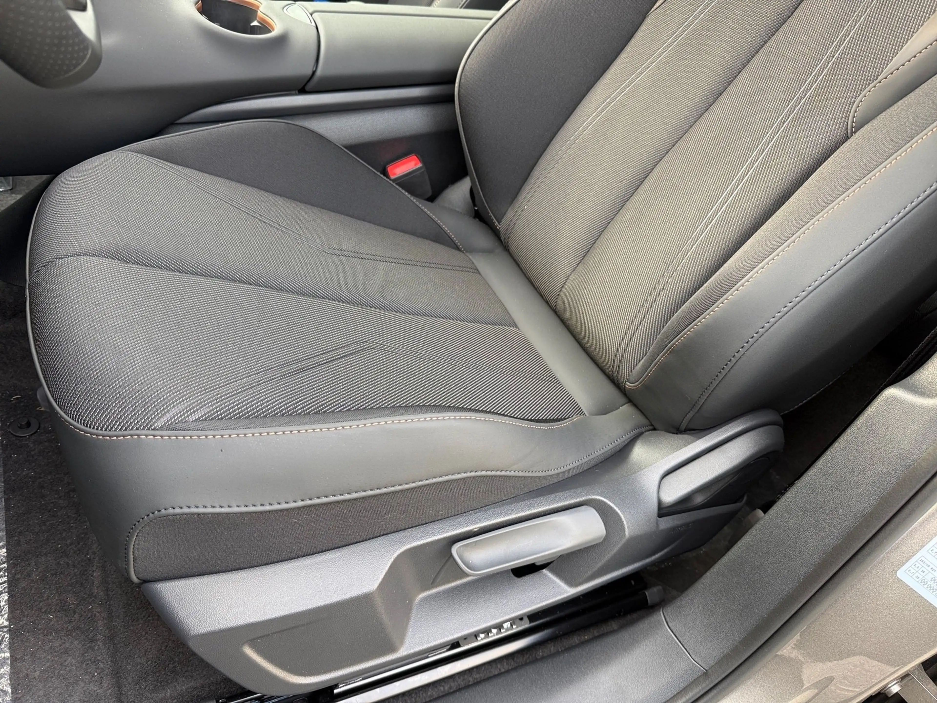 CUPRA Tavascan VZ 4Drive 250kW/340PS Fernlichtass. — photo 8